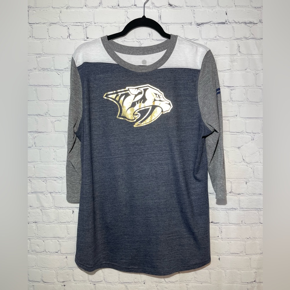 Fanatics size XL blue, gray& white with gold logo